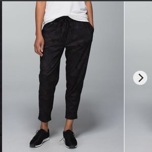 LULULEMON SAVASANA CAMO JET CROPS